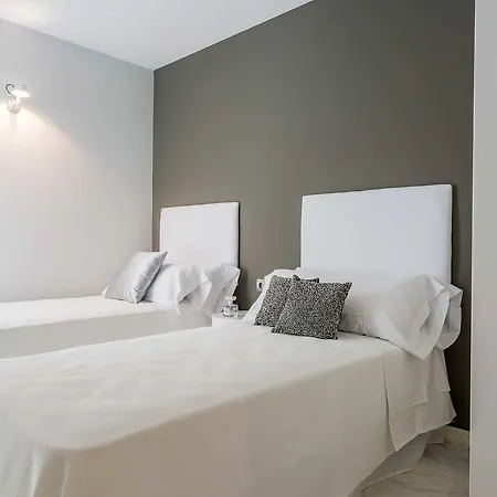 Machado 3 Aparthotel *